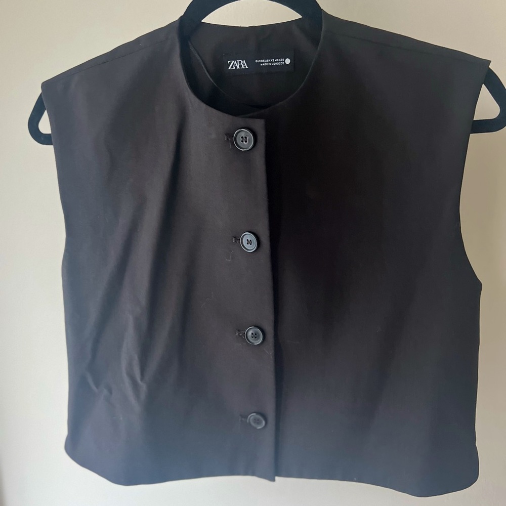 Zara Black Button-Up Vest size XS